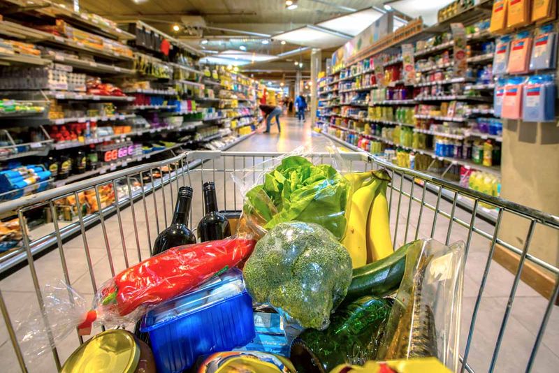 ISO 22000 certificaat Het ISO 22000 certificaat maakt voedselveiligheid aantoonbaar van de toeleverings keten tot aan de retailer