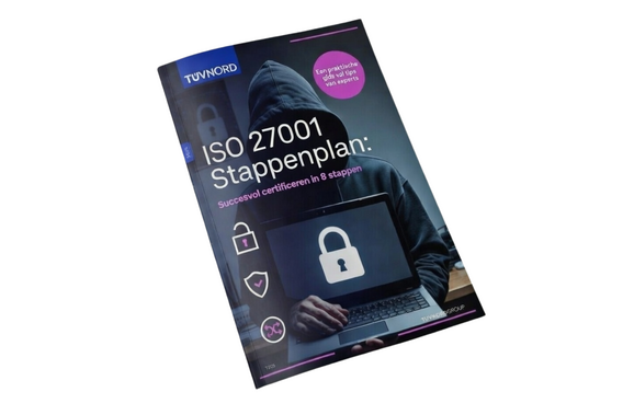 ISO 27001 Stappenplan magazine mockup 2026