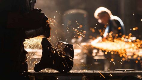 De industrie is één van de primaire branches waarin we certificering, keuring, inspectie en training verzorgen